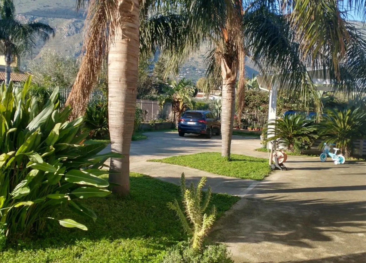 Carini House Villa